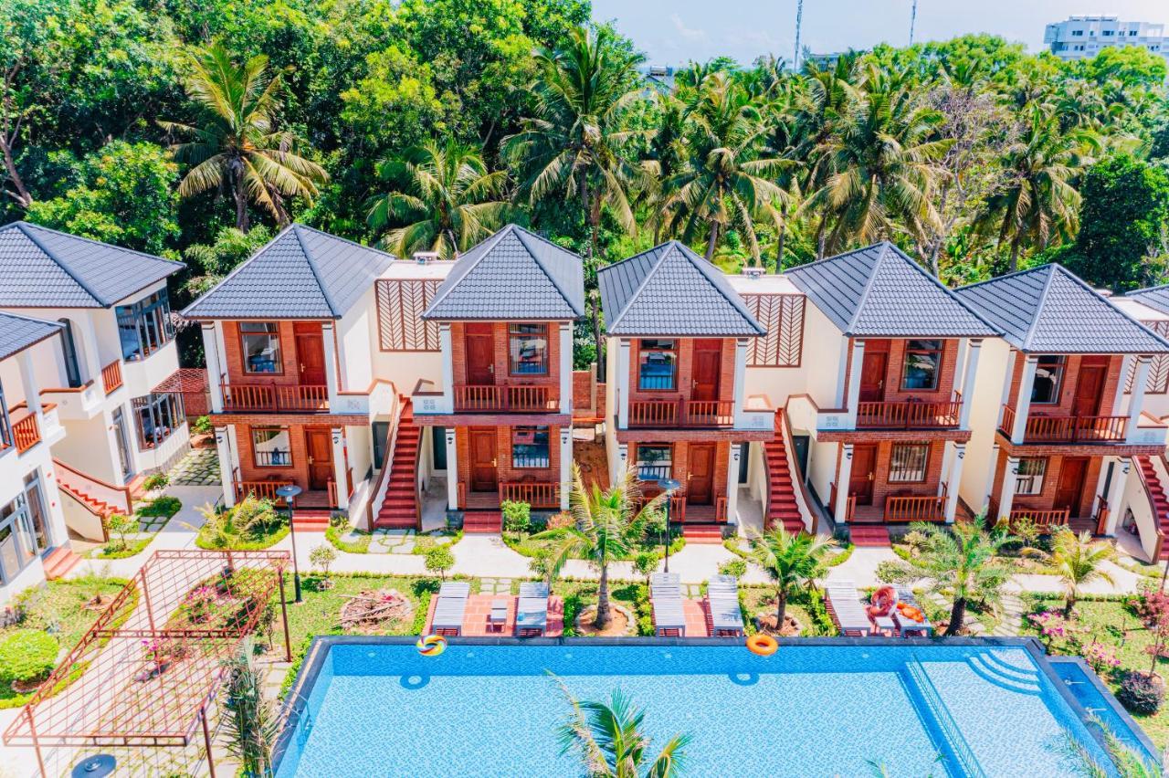 Palm Bay Resort Дуонг-Донг Экстерьер фото